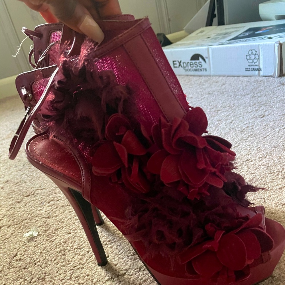 Flower sandals